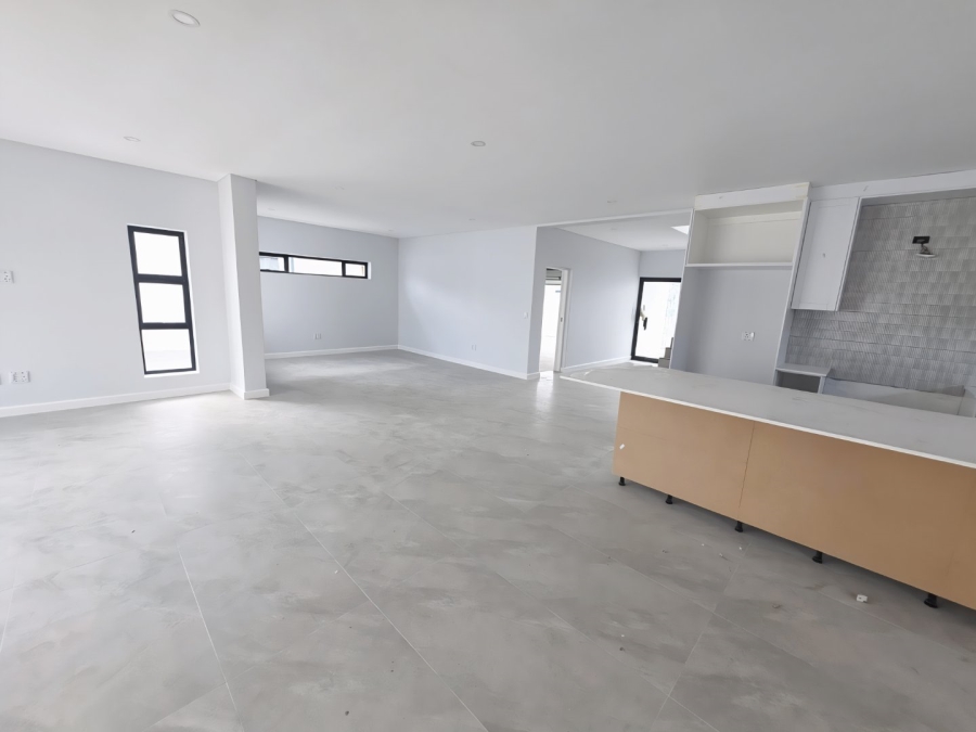 4 Bedroom Property for Sale in Sandown Western Cape